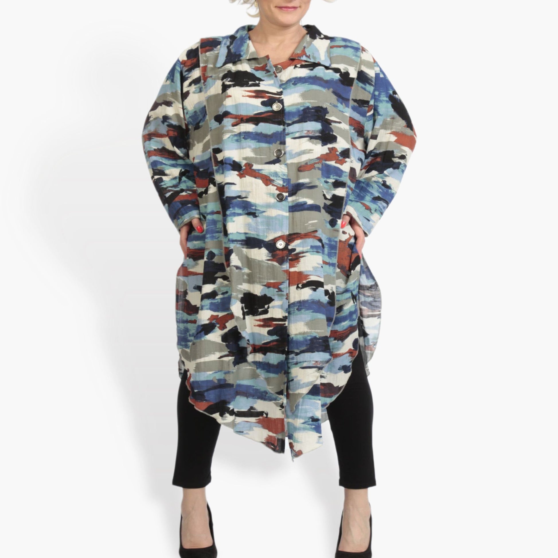  Stylische Plus-Size Jacke im Lagenlook mit modischem Camouflage-Muster in Blau-Multi