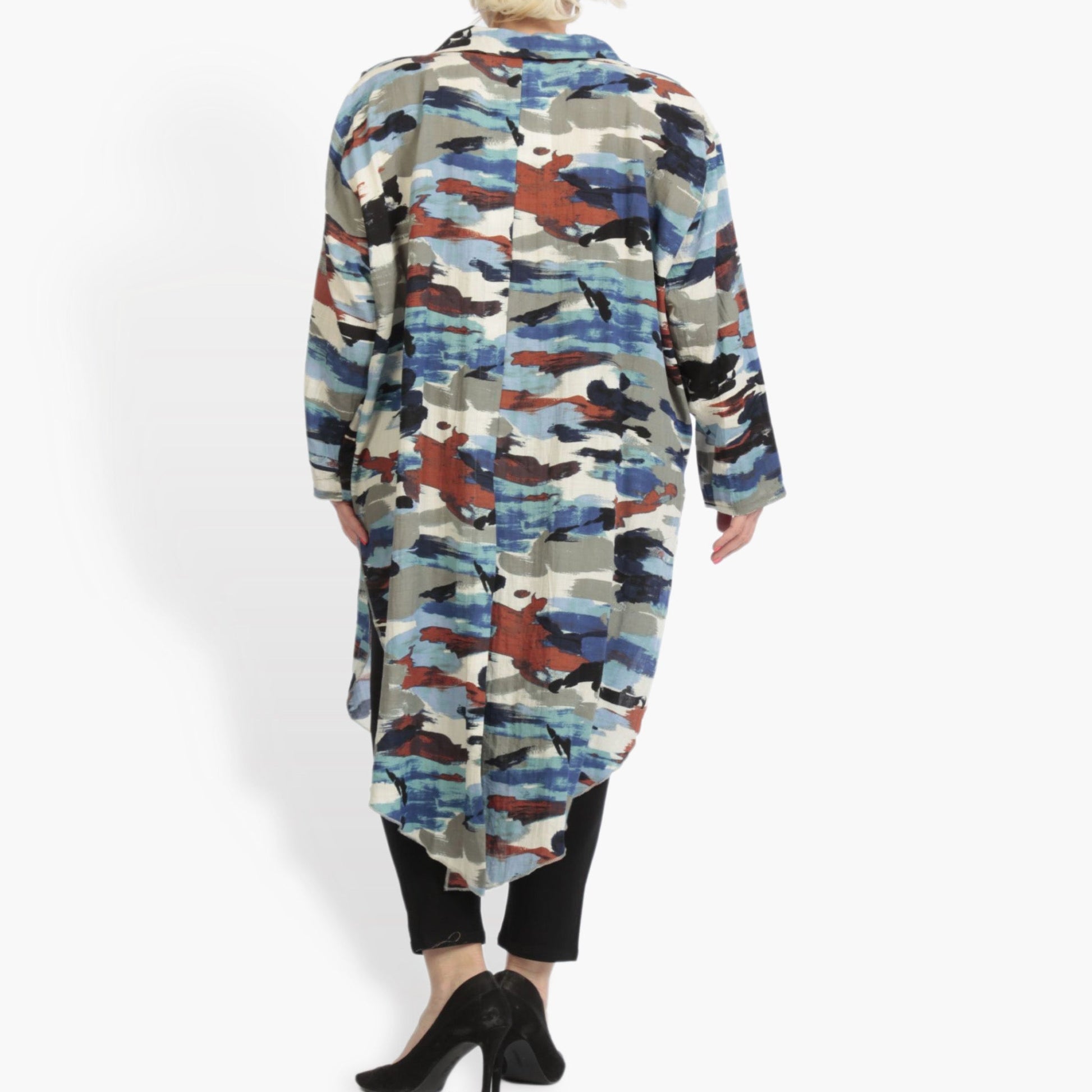  Stylische Plus-Size Jacke im Lagenlook mit modischem Camouflage-Muster in Blau-Multi