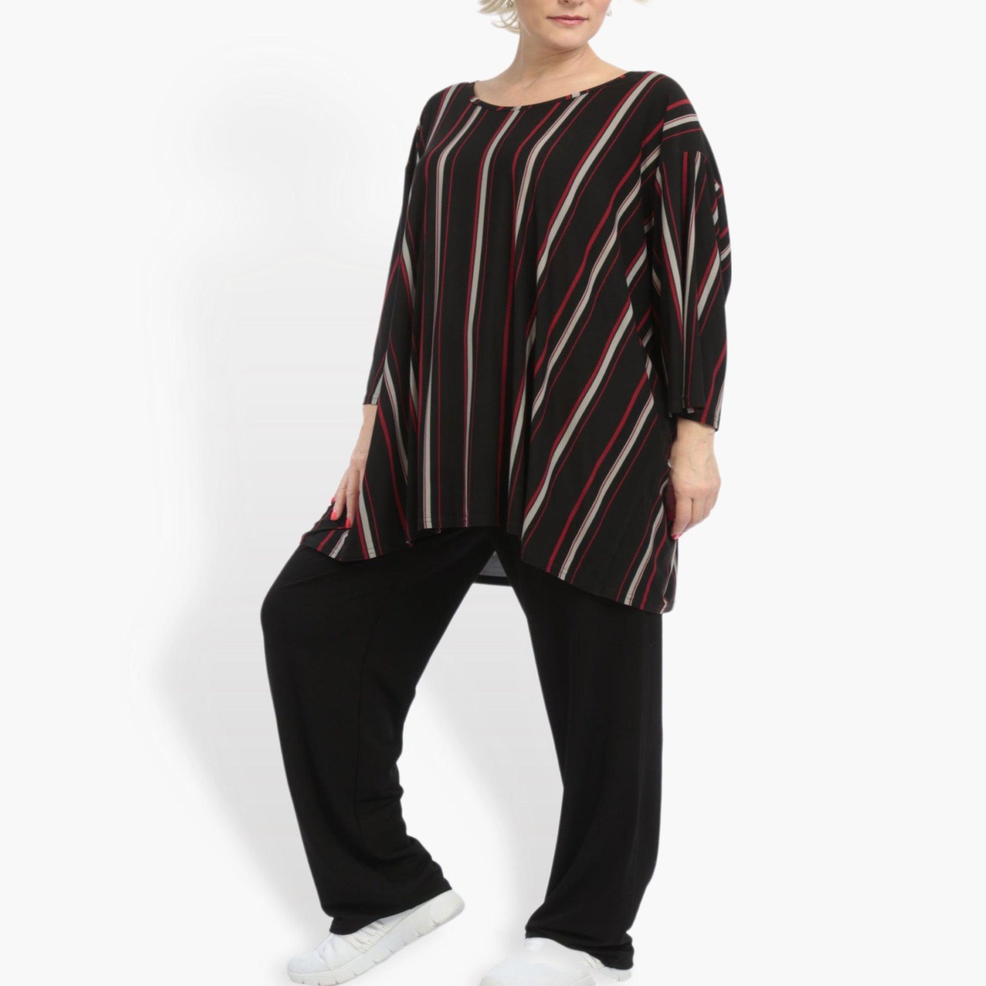  Stylisches Plus Size Shirt in Schwarz-Rot-Grau mit 3/4-Ärmeln und lässigem Streifenmuster