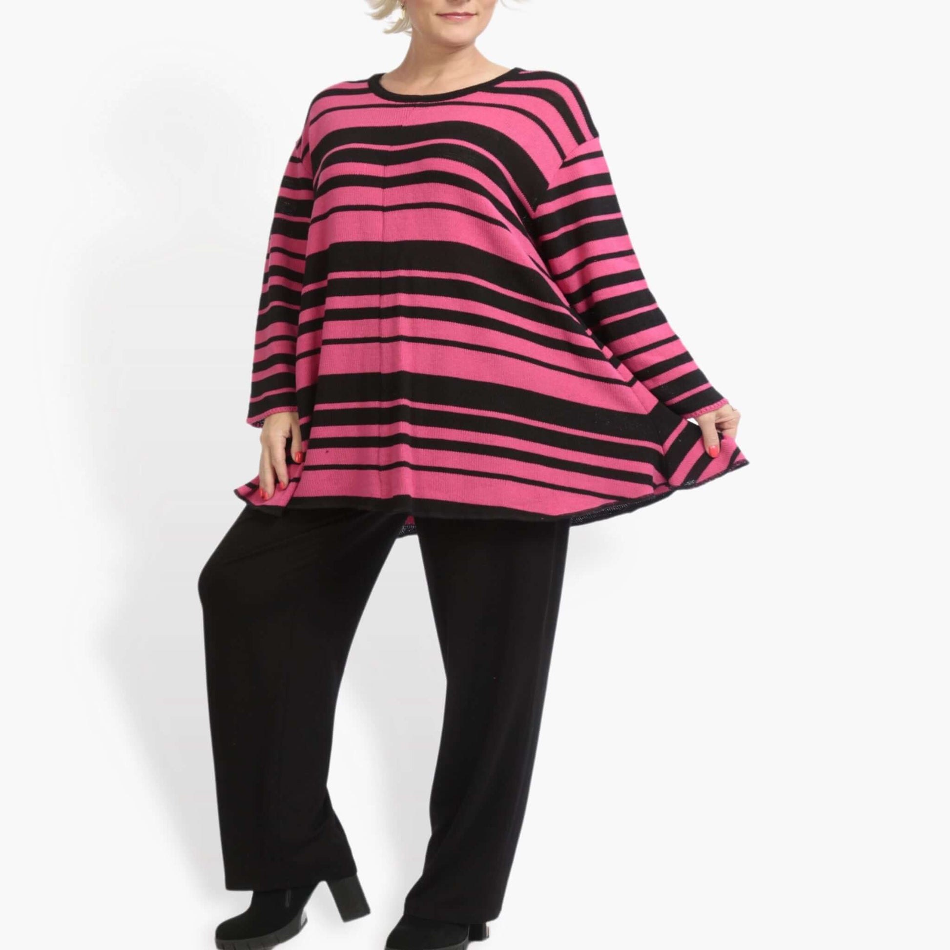  Oversize-Pullover im Lagenlook mit Glockenform, Rundhalsausschnitt und Blockstreifen Schwarz-Rosa