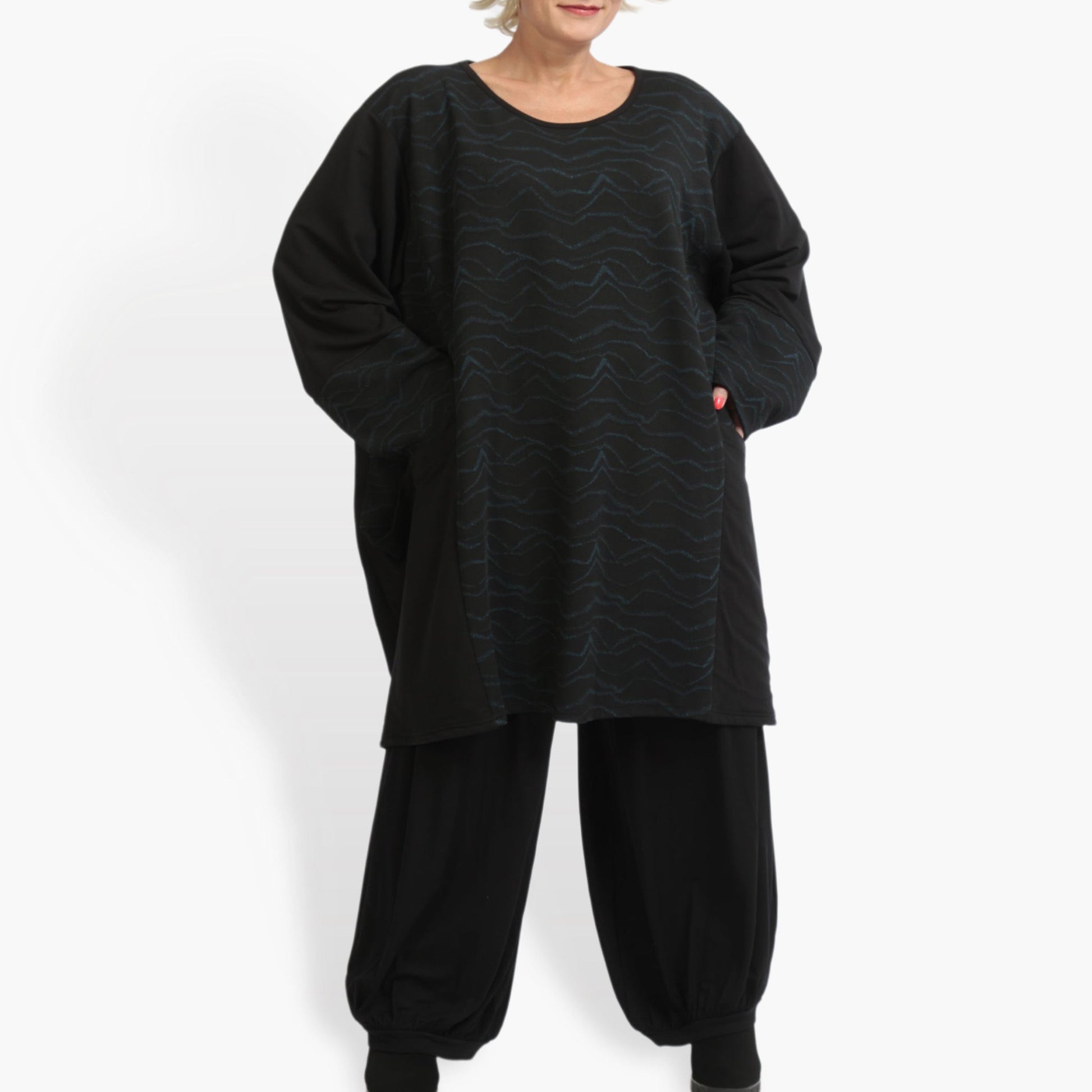  Bigshirt von AKH Fashion aus Viskose in gerader Form, 0932.06660, Schwarz-Blau, Ausgefallen