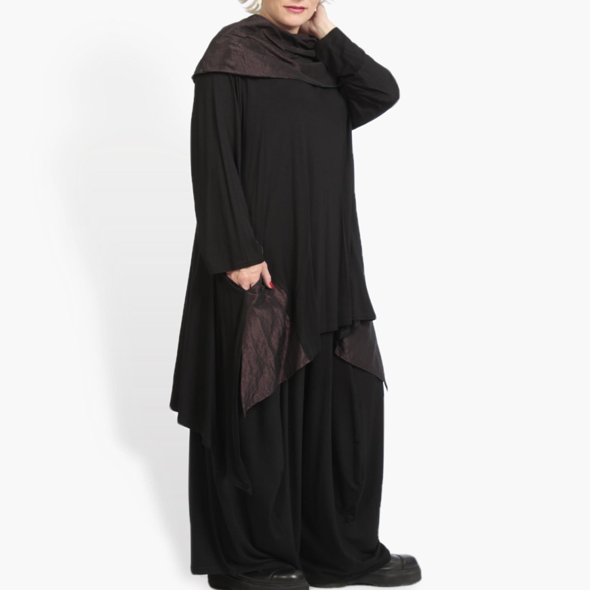  Oversize Layered Shirt in eleganten Schwarz-Aubergine für Plus Size mit langem Arm und Kragen