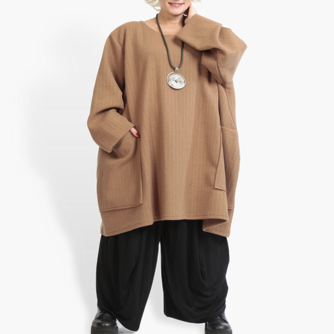  Bigshirt von AKH Fashion aus Materialmix in gerader Form, 0960.06600, Camel, Schick, Modern